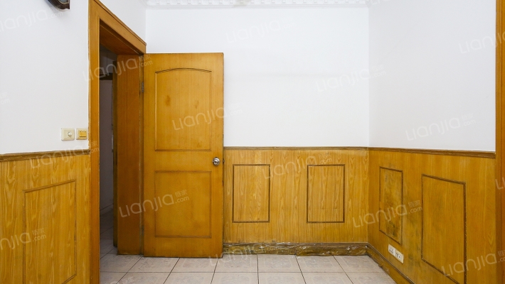 新申小区二手房实景图