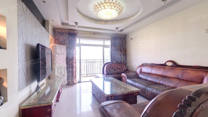 鼎盛山水二手房实景图