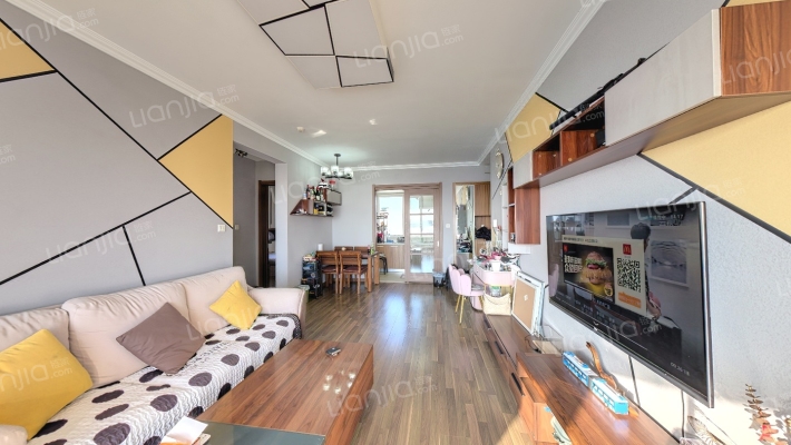 万科翡翠公园二期二手房实景图