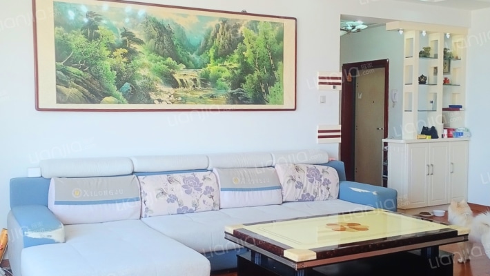 世纪名苑二手房实景图