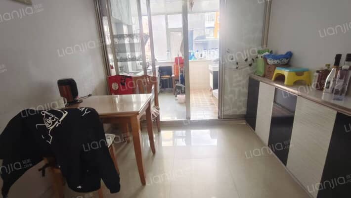 青政胡同222号二手房实景图