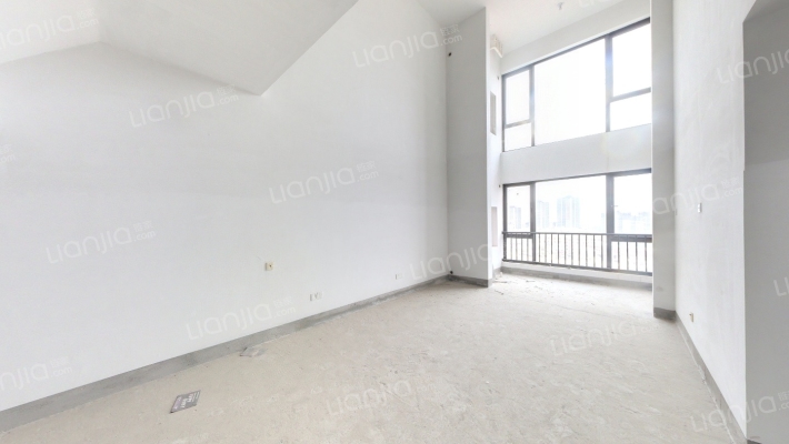 建发中央天悦二手房实景图