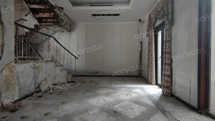 君临紫金二手房实景图