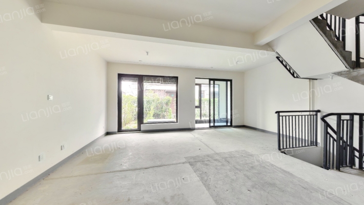 佘山望二手房实景图