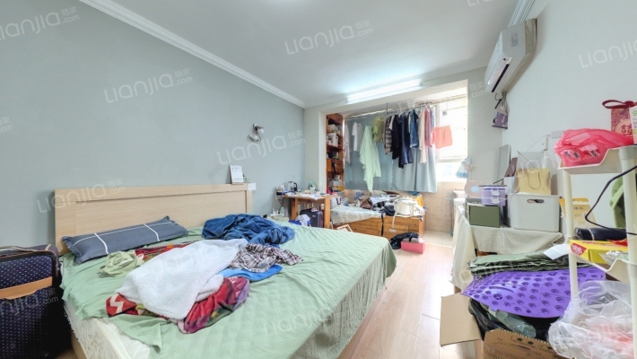 上钢五村二手房实景图