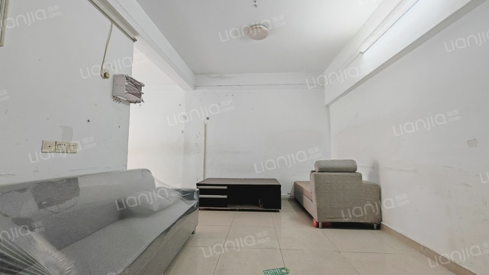 博美荣晖楼二期二手房实景图