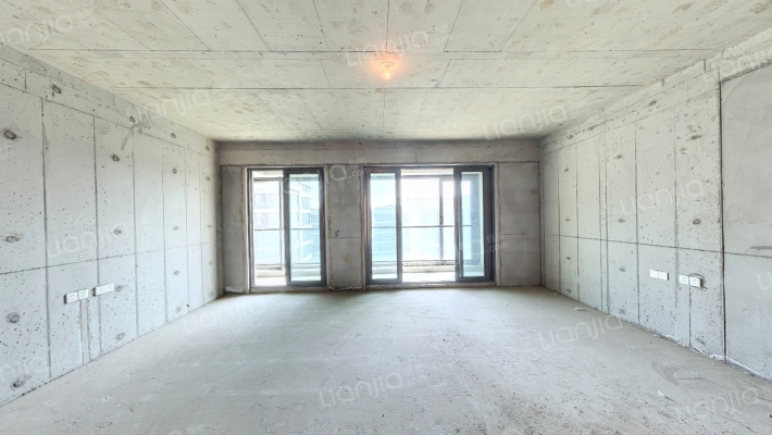 世园林曦二手房实景图