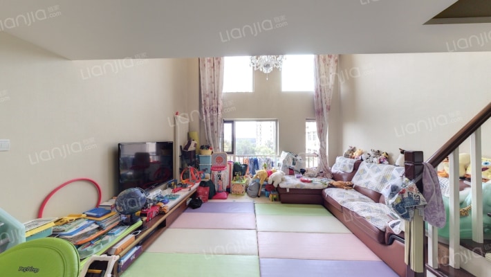 林肯公寓二手房实景图