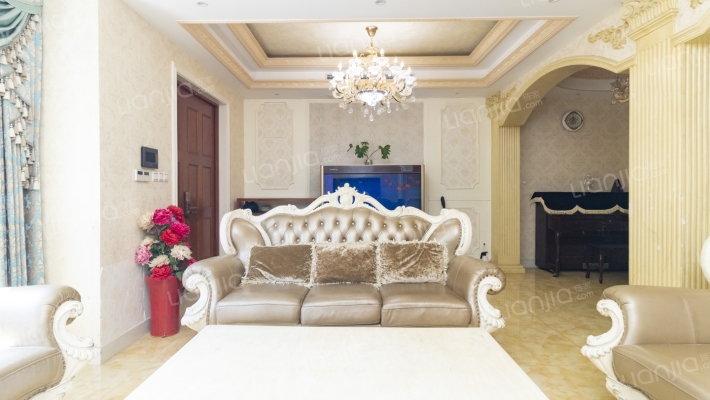 泗泾颐景园二手房实景图