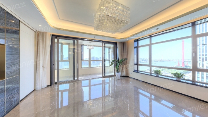 万科翡翠滨江（二期）二手房实景图