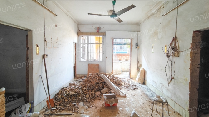 盐步新苑村二手房实景图