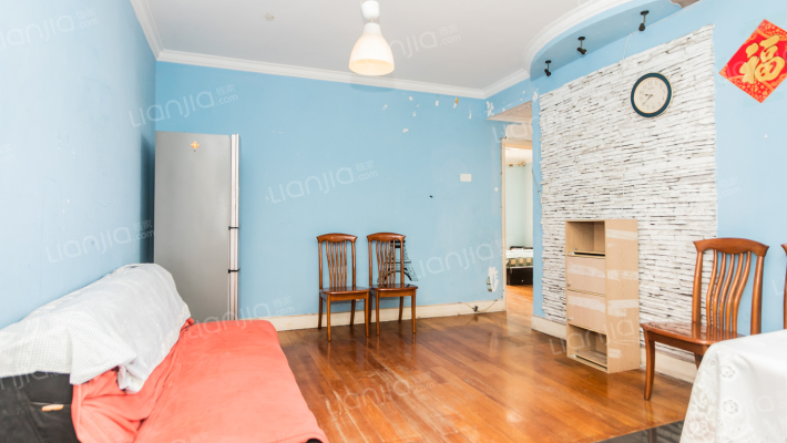 真情公寓二手房实景图