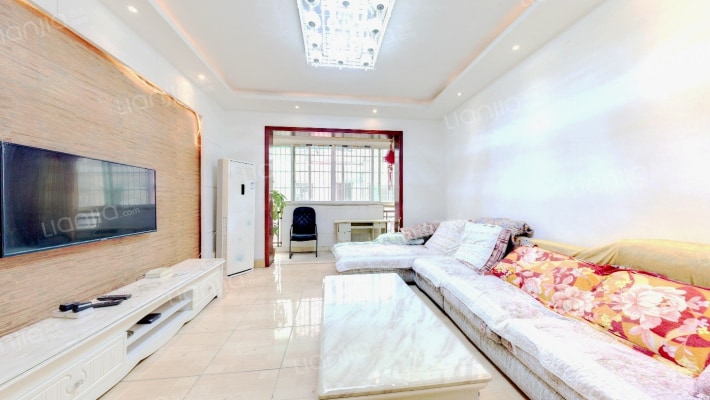 世发家园二手房实景图