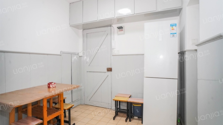 水上新村(浦东)二手房实景图