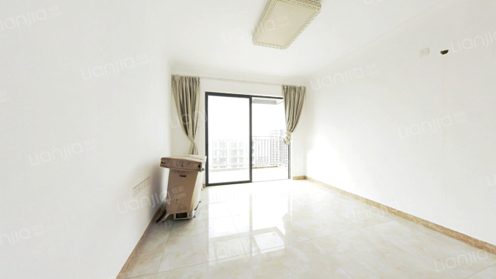 越秀星汇品峰二手房实景图