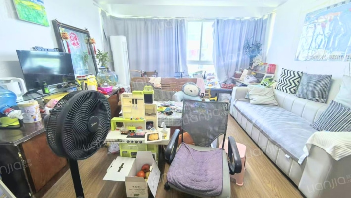 金禾嘉苑二手房实景图