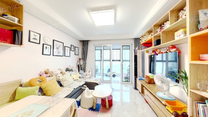 正荣悦岚山二手房实景图