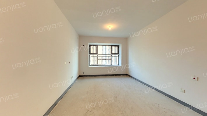 绿地新礼华府二区二手房实景图