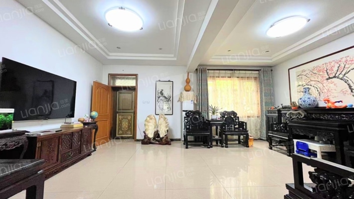 铭仁别墅二手房实景图