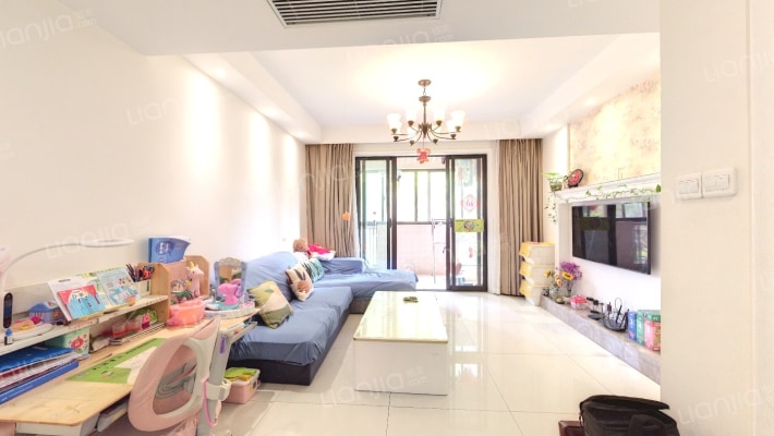 天下锦城爱丁堡二手房实景图