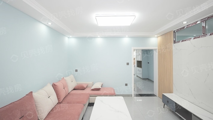 新疆儿童医院旁多层精装三室拎包入住-客厅