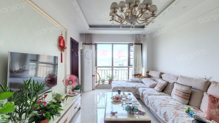 锦橙二手房实景图