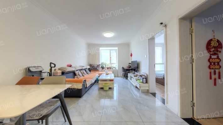 昆泉星港577号二手房实景图