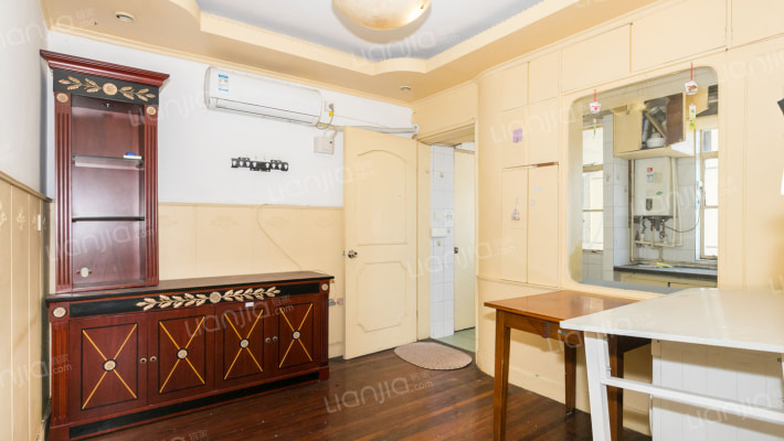 岚皋大楼二手房实景图