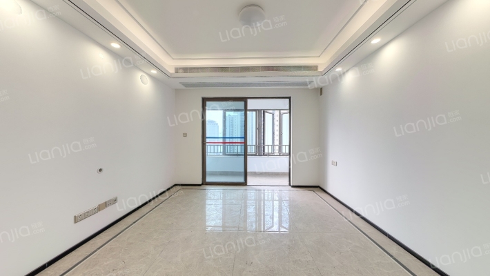 十里长江澜庭南区二手房实景图