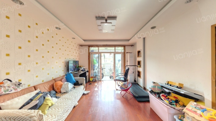 虹梅新苑南区二手房实景图