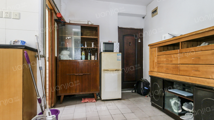 安化路302弄二手房实景图