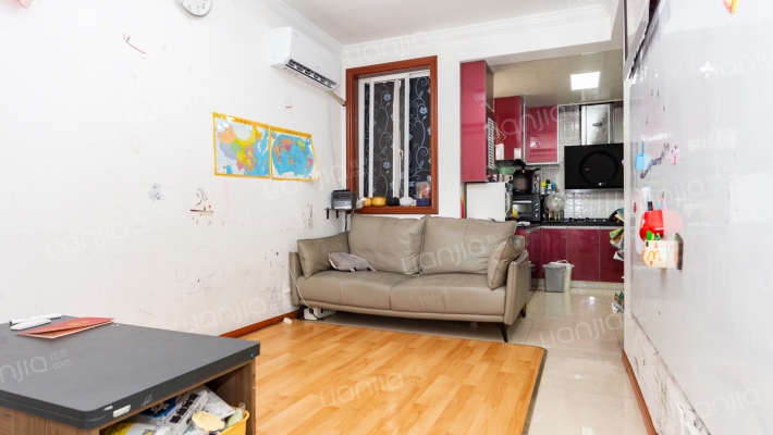 静安新城十区二手房实景图