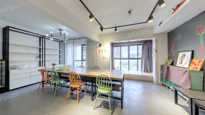 皇冠国际社区四期二手房实景图