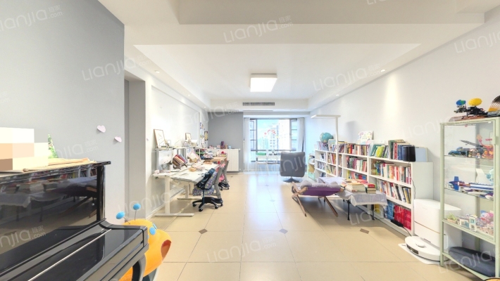 山顶道国宾城二手房实景图