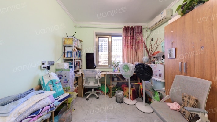 东关南里小区二手房实景图