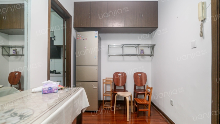 竹南小区二手房实景图