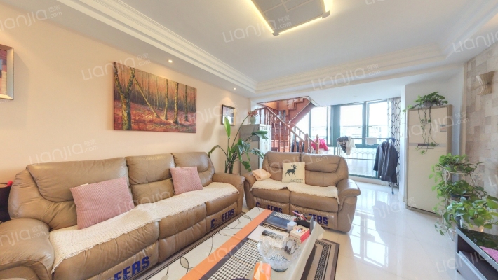 西郊河畔家园二手房实景图