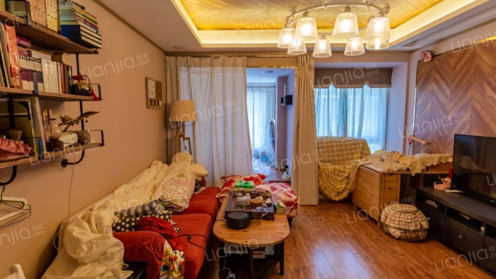 维丰蓝湖熙岸二手房实景图