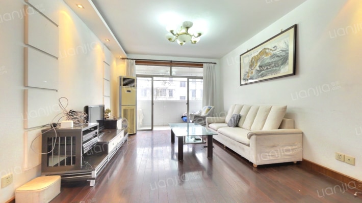 新锦港花园二手房实景图