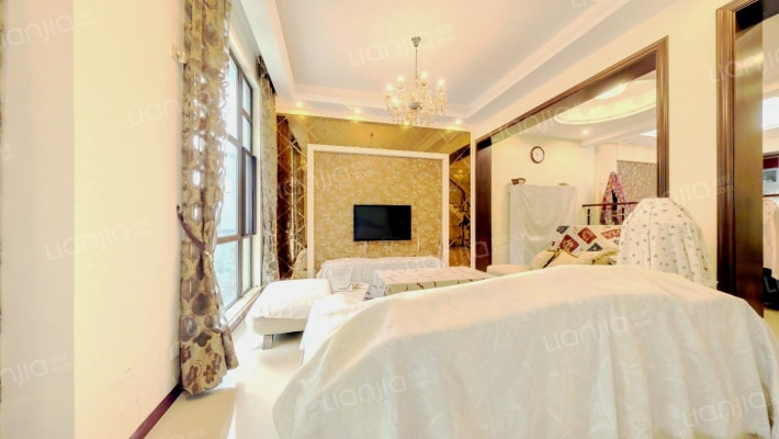 兰郡九里澜溪谷二手房实景图