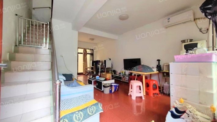 天鹅湖别墅区二手房实景图