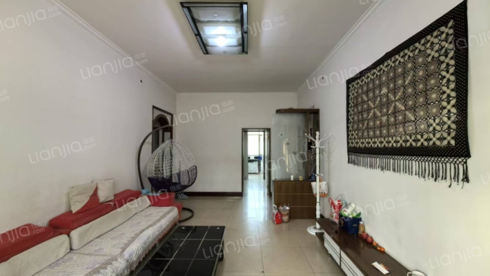 新搬运小区二手房实景图