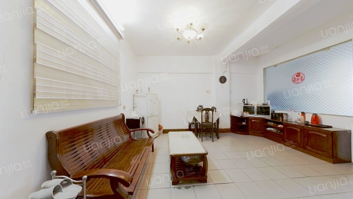 玉三小区二手房实景图