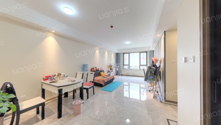 融创文旅城砚玺园二手房实景图