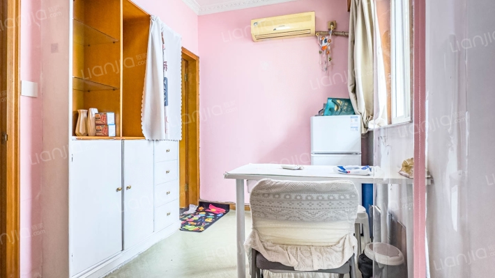 中漕小区二手房实景图