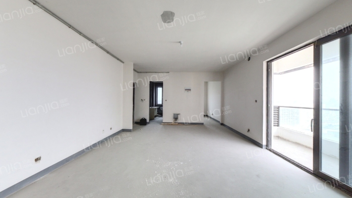 尚海湾豪庭三期二手房实景图