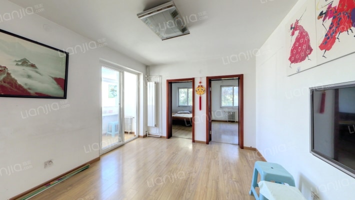 林校北里二手房实景图