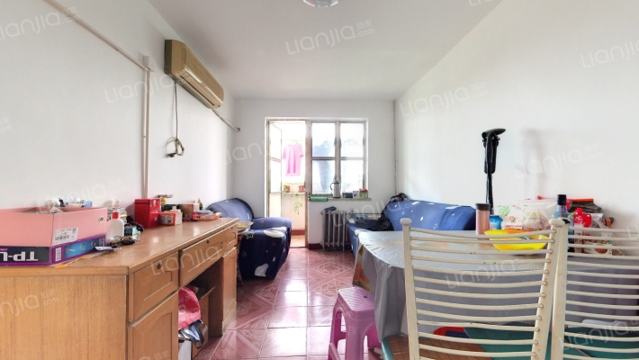 亚新一里二手房实景图