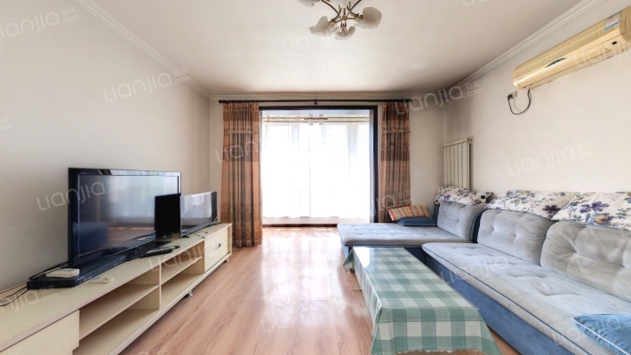 橙色年代二手房实景图