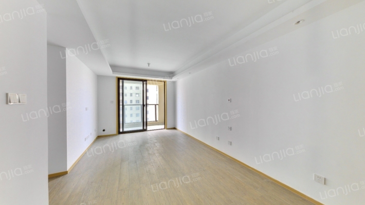 莱蒙湖畔二手房实景图